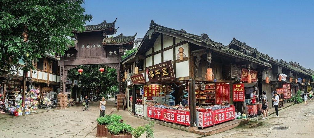 逃出足球场